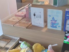 -魔方城市书房(中街益田店)