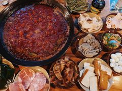 -岗上渣渣老火锅(两路口店)