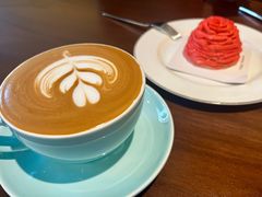 -Fridi Patisserie Cafe