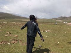 -倒淌河镇旅游综合服务区