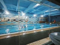 -蓝海豚游泳俱乐部(南京西路店)