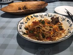 -疆山别院·木垒羊·新疆菜烧烤(铁路局店)