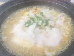 -极有家小鱼小鸡石锅煲(佳兆业店)