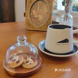 咖啡店和老建筑一起回味时光