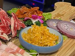 -明洞阿姨·韩式酱蟹烤肉·创意料理(三元桥店)