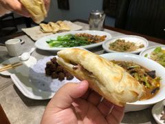 -高玛纳驴肉火烧(河间总店)