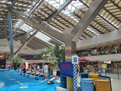 -新田360广场(上海华侨城店)