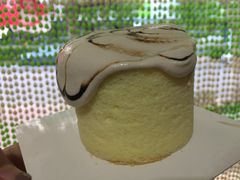 -爱上花开·蛋糕·安佳动物奶油轻奢私人定制(凯德店)