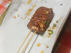 -罗霸蛮老岳阳大排档·鲜货烧烤·土吊子煨砂锅烧菜
