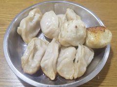 -黄阿姨锅贴大王(万航渡路店)