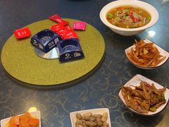 -老鄞江清水龙虾•赵赵家(江北店)