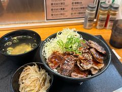 -難波肉劇場