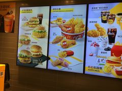 -麦当劳(轻轨曹杨路店)