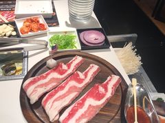 -千纸鹤嫩汁烤肉(学府店)