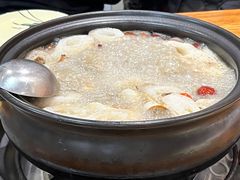 -菌之家·专业纯野生菌火锅·特色炒菌