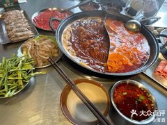 -鹿鸣山草本茶香火锅(园西路店)