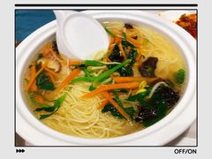 -满江红四季餐厅 · 国家五钻级酒家(新纪元大酒店店)