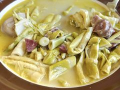 -阿峰饭店·本地土菜馆·农家土鸡煲·一品神仙鸡(报福店)