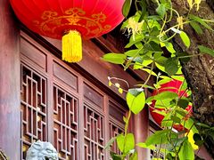 -龙华寺