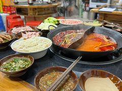 -谭记重庆老火锅(总店)