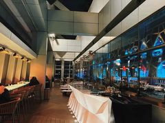 -OZONE 顶楼酒吧(香港丽思卡尔顿酒店)