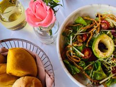 牛油果色拉-Kathleen's Waitan 凯圣琳江景西餐厅(外滩店)