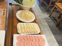 -常赢三兄弟·清真涮肉·清真炒菜(朝阳新城店)