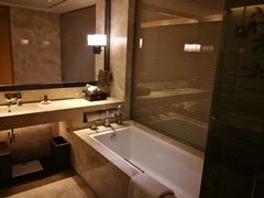 -上海宝华万豪酒店
