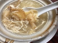 浓汤瓦煲花胶翅-添發碗仔翅美食