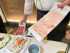 -左庭右院鲜牛肉火锅(浦江欢乐颂店)