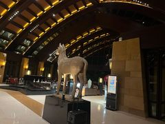 -三亚湾海居铂尔曼度假酒店