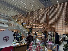 -朵云书院(滴水湖店)