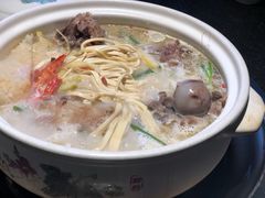 旺晖招牌骨头锅-旺晖本帮骨头煲·深夜火锅(梅园路店)