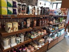 零售区-星巴克臻选(成都宽窄巷子店)