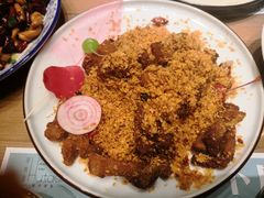 -临界音乐酒馆·小龙虾·江湖菜(华熙LIVE·鱼洞店)