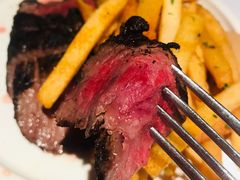 经典牛排配特色薯条-壳里西餐厅Coquille Seafood Bistro(蒙自路店)