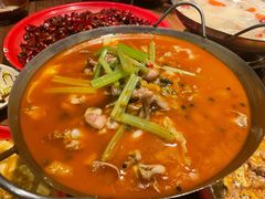 小米椒爱上蛙-先启半步颠小酒馆(白麓里店)