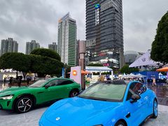 -观音桥步行街