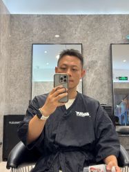 -TONI&GUY