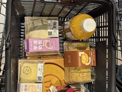 -胖东来生活广场(健康路店)