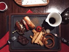 -恰餐厅及酒吧 CHAR Bar & Grill (北京丽都皇冠假日店)