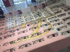 -肆兮眼镜·蔡司·徕卡战略合作店(大坪店)