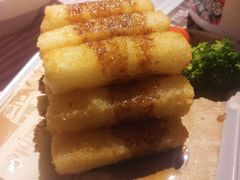 阿里粑粑-胡桃里音乐酒馆(海雅缤纷城店)