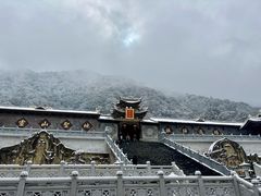 -冕宁灵山寺