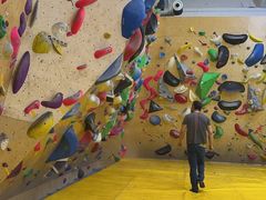 -问山MountQuest攀岩馆