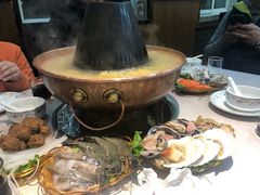 -鑫渔港海鲜本地菜·山海关浑锅(东戴河店)