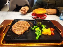 -必胜客(金鹰店)