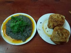 麻豆腐-宝瑞门钉肉饼店