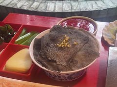 -二荆条·蜀鲜汇城市森林火锅