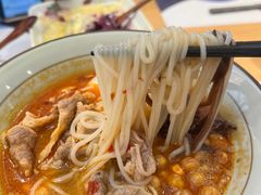 肥牛热辣线食-火山屋台(新街口店)